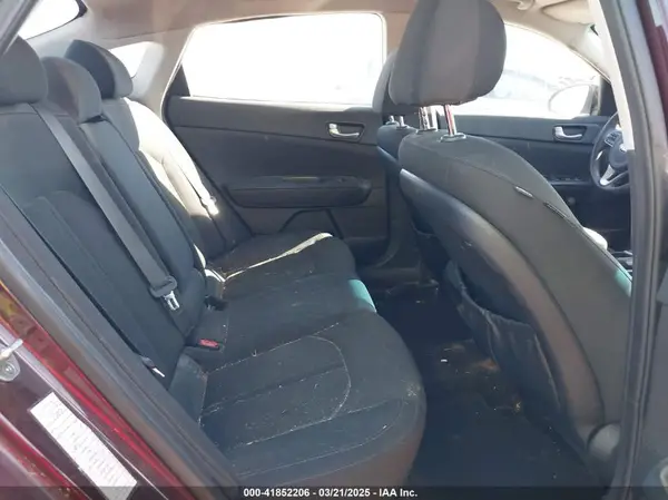 5XXGT4L39JG211457 2018 KIA OPTIMA - Image 8