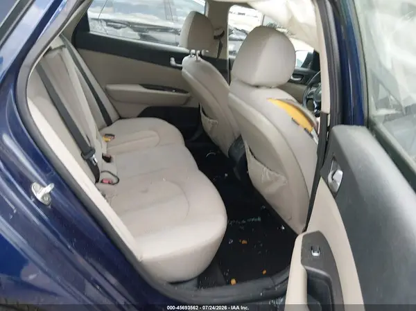 5XXGT4L39JG211894 2018 KIA OPTIMA - Image 8