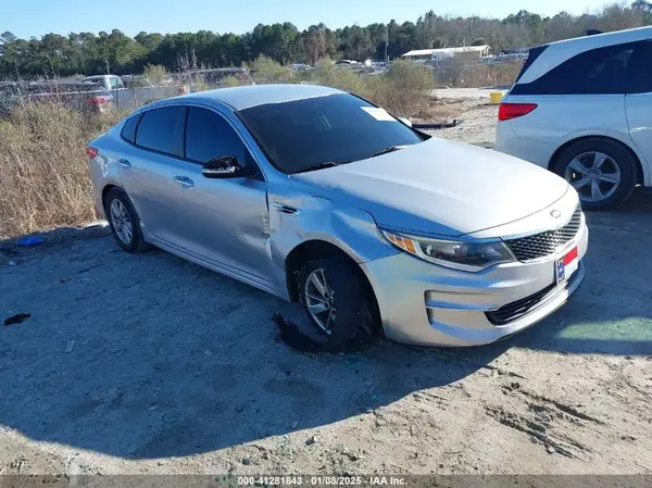5XXGT4L39JG212527 2018 KIA OPTIMA - Image 1