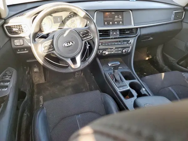 5XXGT4L39JG214696 2018 KIA OPTIMA - Image 8