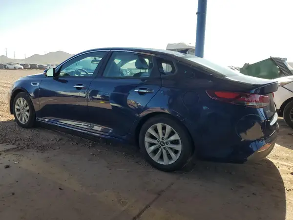 5XXGT4L39JG214701 2018 KIA OPTIMA - Image 2