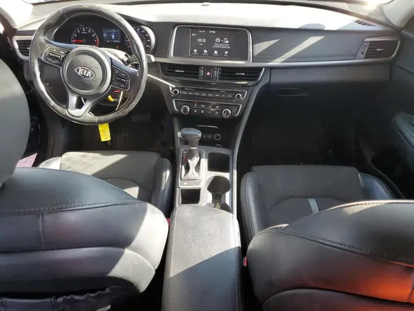 5XXGT4L39JG214701 2018 KIA OPTIMA - Image 8