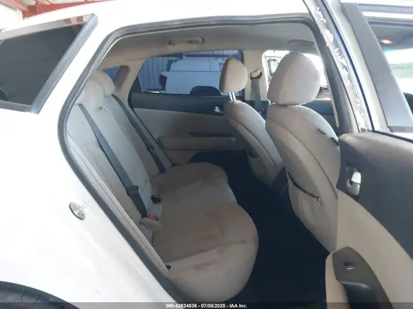 5XXGT4L39JG217193 2018 KIA OPTIMA - Image 8