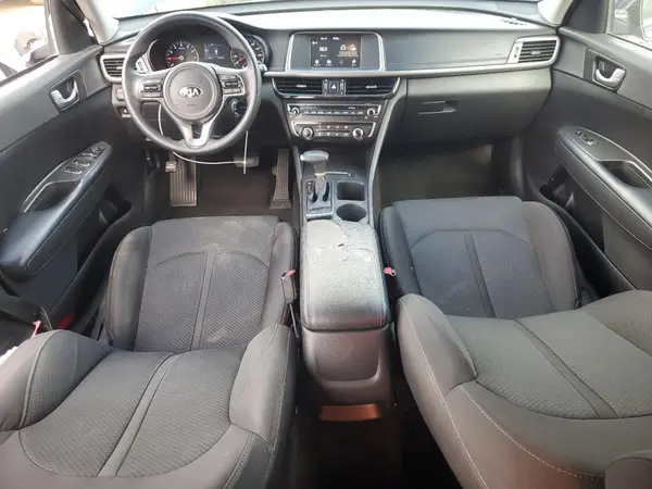 5XXGT4L39JG223575 2018 KIA OPTIMA - Image 8