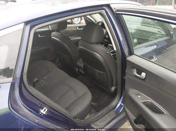 5XXGT4L39JG224600 2018 KIA OPTIMA - Image 8