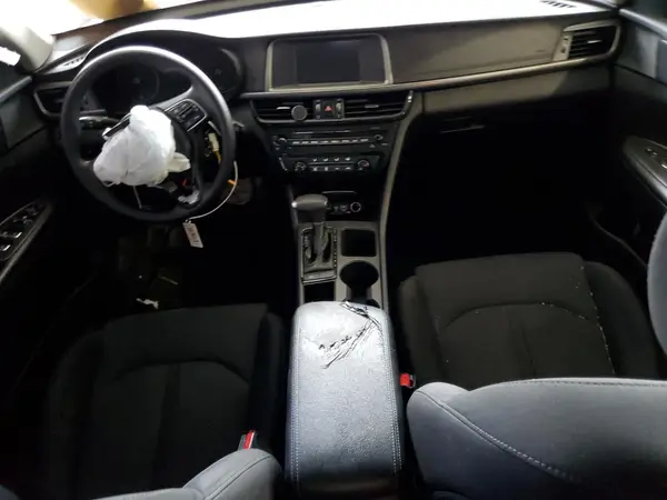 5XXGT4L39JG224645 2018 KIA OPTIMA - Image 8