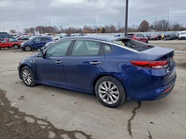 5XXGT4L39JG224709 2018 KIA OPTIMA - Image 2