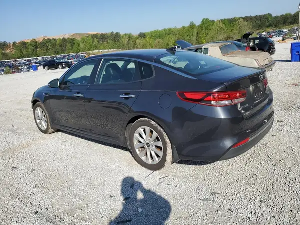 5XXGT4L39JG225004 2018 KIA OPTIMA - Image 2