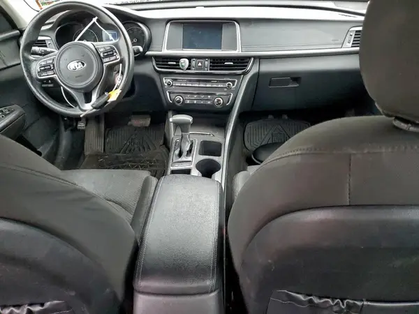 5XXGT4L39JG228579 2018 KIA OPTIMA - Image 8