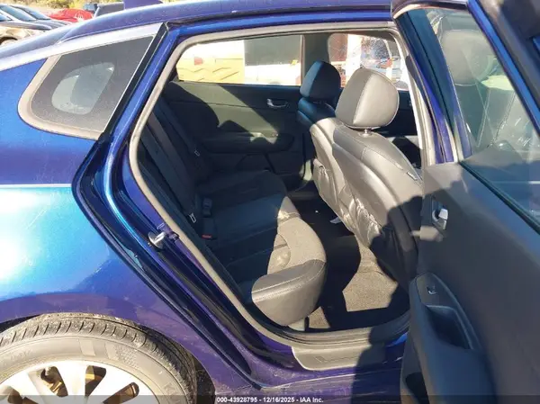 5XXGT4L39JG230591 2018 KIA OPTIMA - Image 8