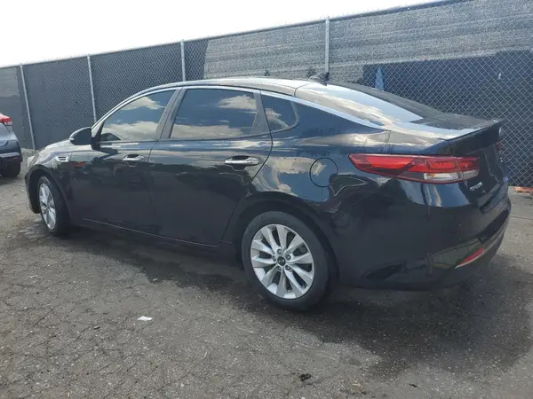 5XXGT4L39JG232325 2018 KIA OPTIMA - Image 2