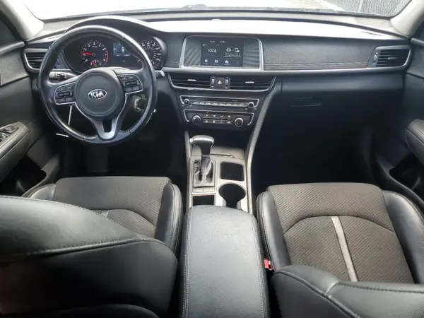 5XXGT4L39JG232325 2018 KIA OPTIMA - Image 8