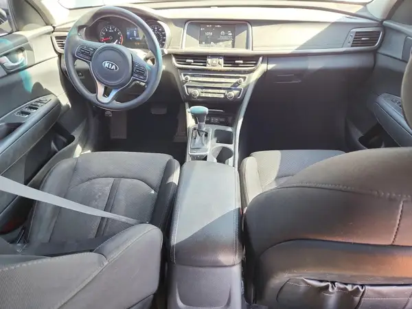 5XXGT4L39JG232650 2018 KIA OPTIMA - Image 8