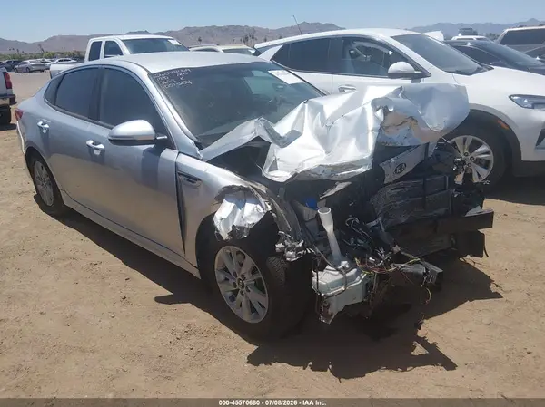 5XXGT4L39JG233653 2018 KIA OPTIMA - Image 1