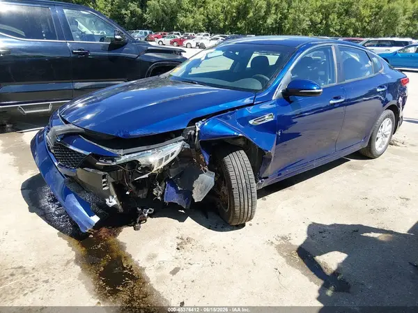 5XXGT4L39JG234804 2018 KIA OPTIMA - Image 2