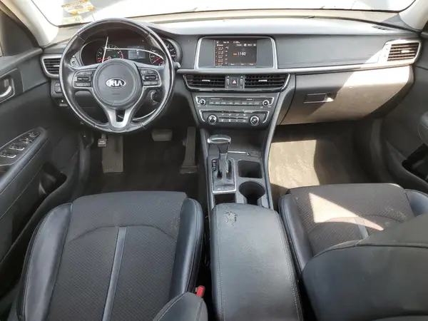 5XXGT4L39JG236620 2018 KIA OPTIMA - Image 8