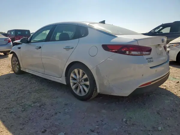 5XXGT4L39JG241106 2018 KIA OPTIMA - Image 2