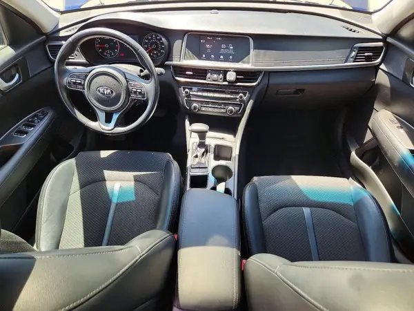 5XXGT4L39JG241347 2018 KIA OPTIMA - Image 8