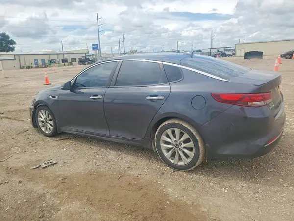 5XXGT4L39JG242501 2018 KIA OPTIMA - Image 2