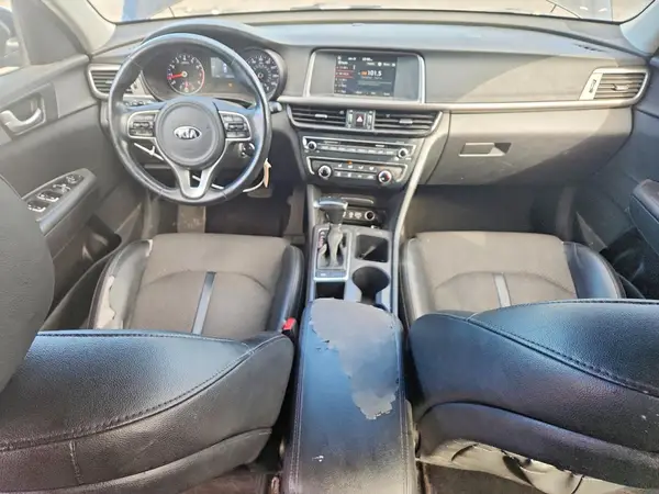 5XXGT4L39JG247178 2018 KIA OPTIMA - Image 8