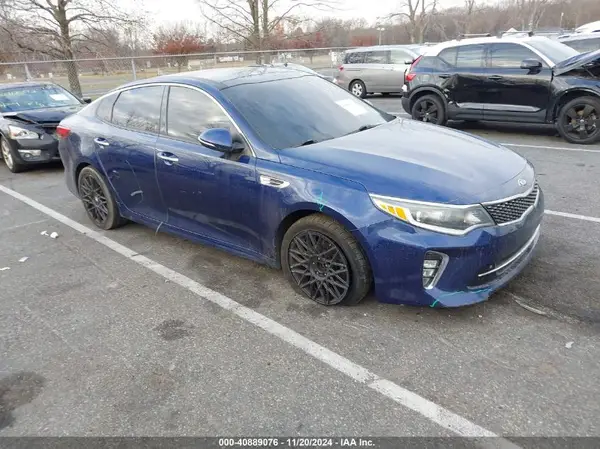 5XXGT4L39JG247293 2018 KIA OPTIMA - Image 1