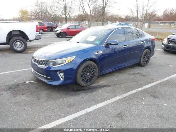 5XXGT4L39JG247293 2018 KIA OPTIMA - Image 2