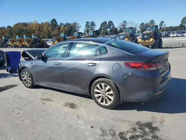 5XXGT4L39JG247472 2018 KIA OPTIMA - Image 2