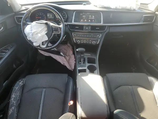 5XXGT4L39JG247472 2018 KIA OPTIMA - Image 8