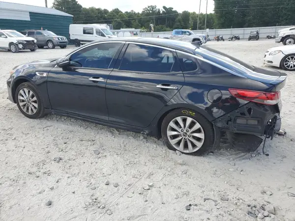 5XXGT4L39JG247956 2018 KIA OPTIMA - Image 2