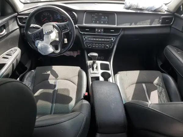 5XXGT4L39JG247956 2018 KIA OPTIMA - Image 8