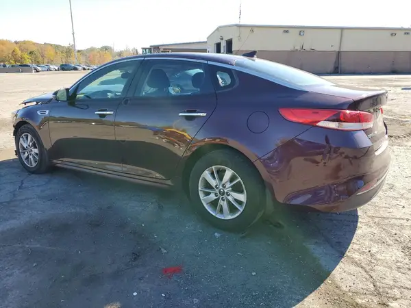 5XXGT4L39JG248895 2018 KIA OPTIMA - Image 2