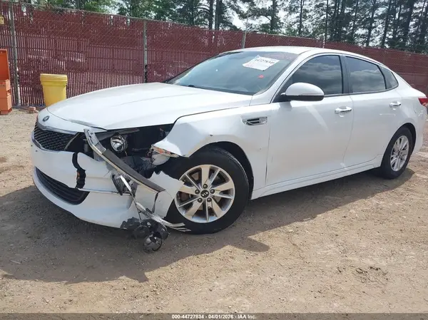 5XXGT4L39JG249772 2018 KIA OPTIMA - Image 2