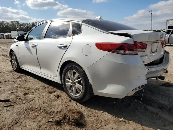 5XXGT4L39JG249982 2018 KIA OPTIMA - Image 2