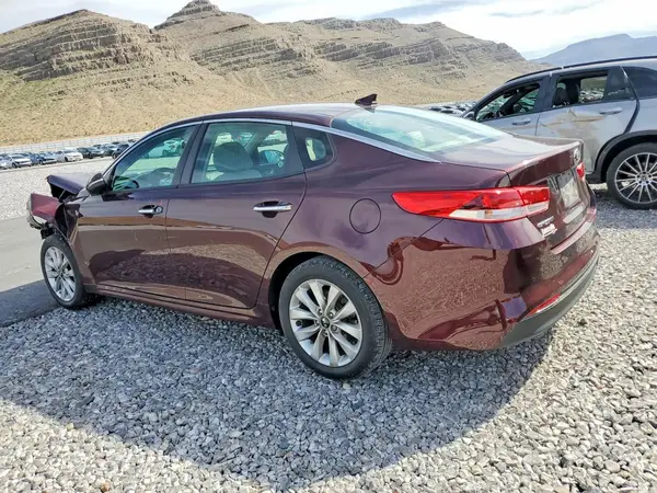 5XXGT4L39JG251750 2018 KIA OPTIMA - Image 2