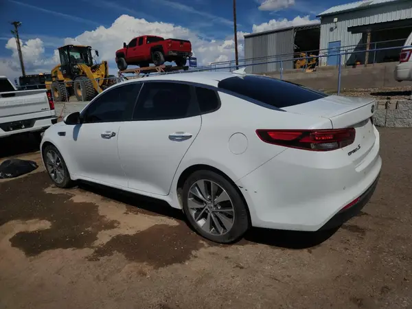 5XXGT4L39JG252073 2018 KIA OPTIMA - Image 2