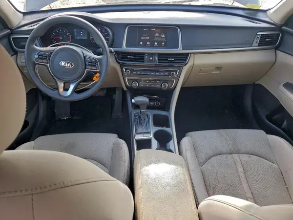 5XXGT4L39JG252333 2018 KIA OPTIMA - Image 8