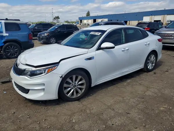 5XXGT4L39JG253577 2018 KIA OPTIMA - Image 1