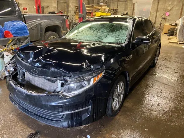5XXGT4L39JG259735 2018 KIA OPTIMA - Image 1