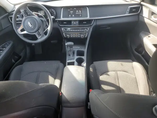 5XXGT4L39JG263302 2018 KIA OPTIMA - Image 8