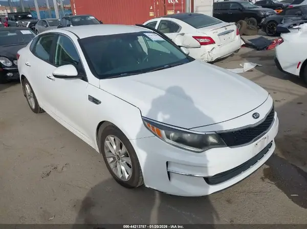 5XXGT4L39JG266099 2018 KIA OPTIMA - Image 1
