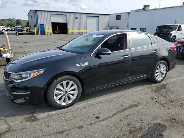 5XXGT4L39JG266264 2018 KIA OPTIMA - Image 1