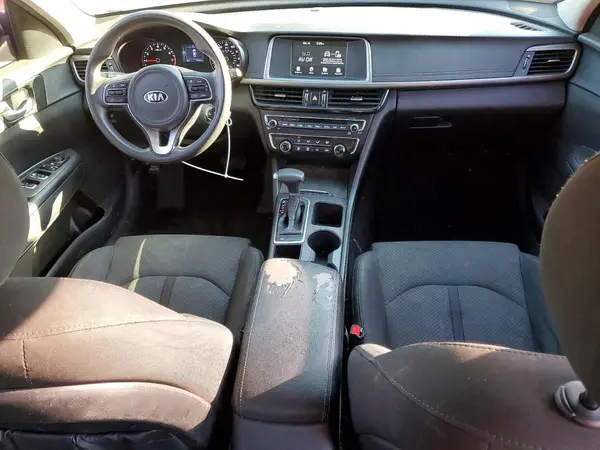 5XXGT4L39JG266393 2018 KIA OPTIMA - Image 8