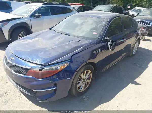 5XXGT4L39JG267186 2018 KIA OPTIMA - Image 2