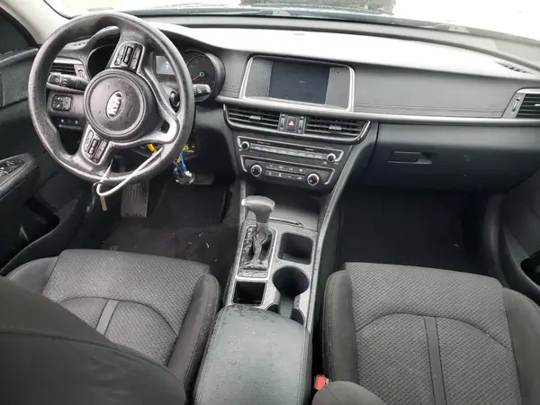 5XXGT4L39JG269634 2018 KIA OPTIMA - Image 8