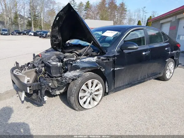 5XXGT4L39JG270329 2018 KIA OPTIMA - Image 2