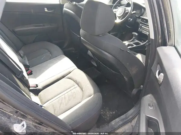 5XXGT4L39JG270329 2018 KIA OPTIMA - Image 8
