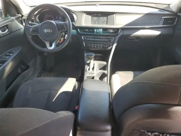 5XXGT4L39JG270346 2018 KIA OPTIMA - Image 8