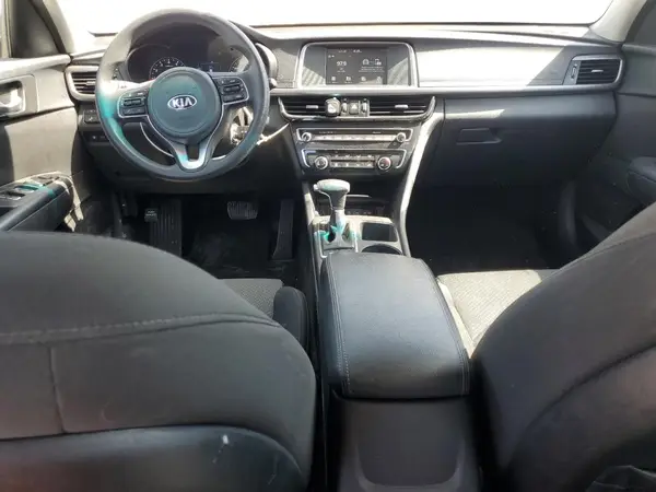 5XXGT4L39JG271982 2018 KIA OPTIMA - Image 8