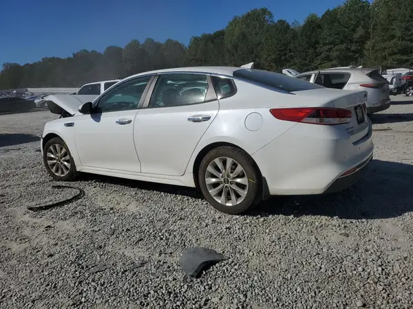 5XXGT4L39JG272064 2018 KIA OPTIMA - Image 2