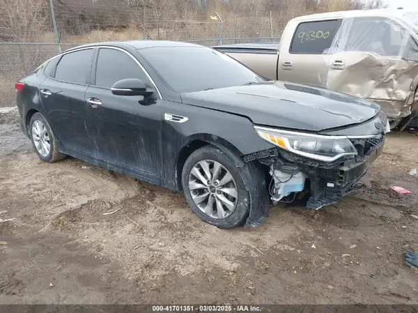 5XXGT4L39JG272663 2018 KIA OPTIMA - Image 1